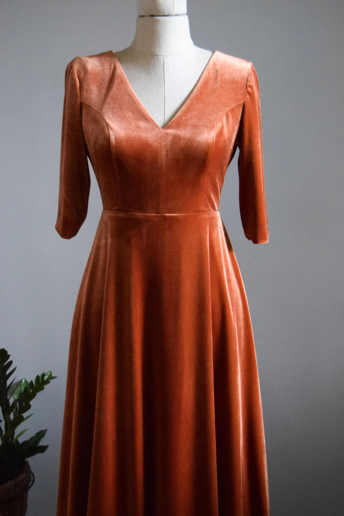 Velvet 3/4 Sleeve Bridesmaid Dress Rust Deep V Neck Line Open Back Wedding Party Mother Of Bride Dress