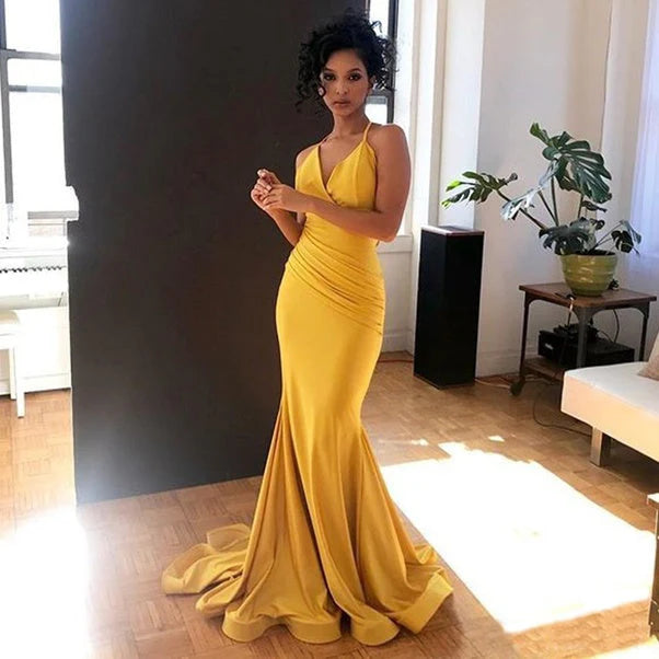 2025 Yellow Prom Dress V-Neck Sexy Mermaid Evening Gown