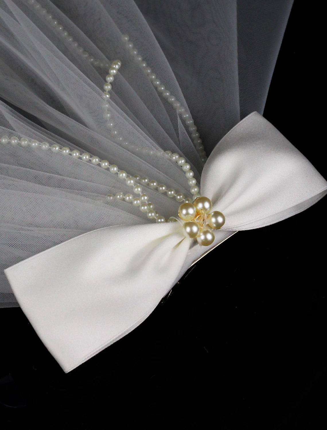 Cute Wedding Veil Elbow Veils with Faux Pearl / Satin Bow Tulle