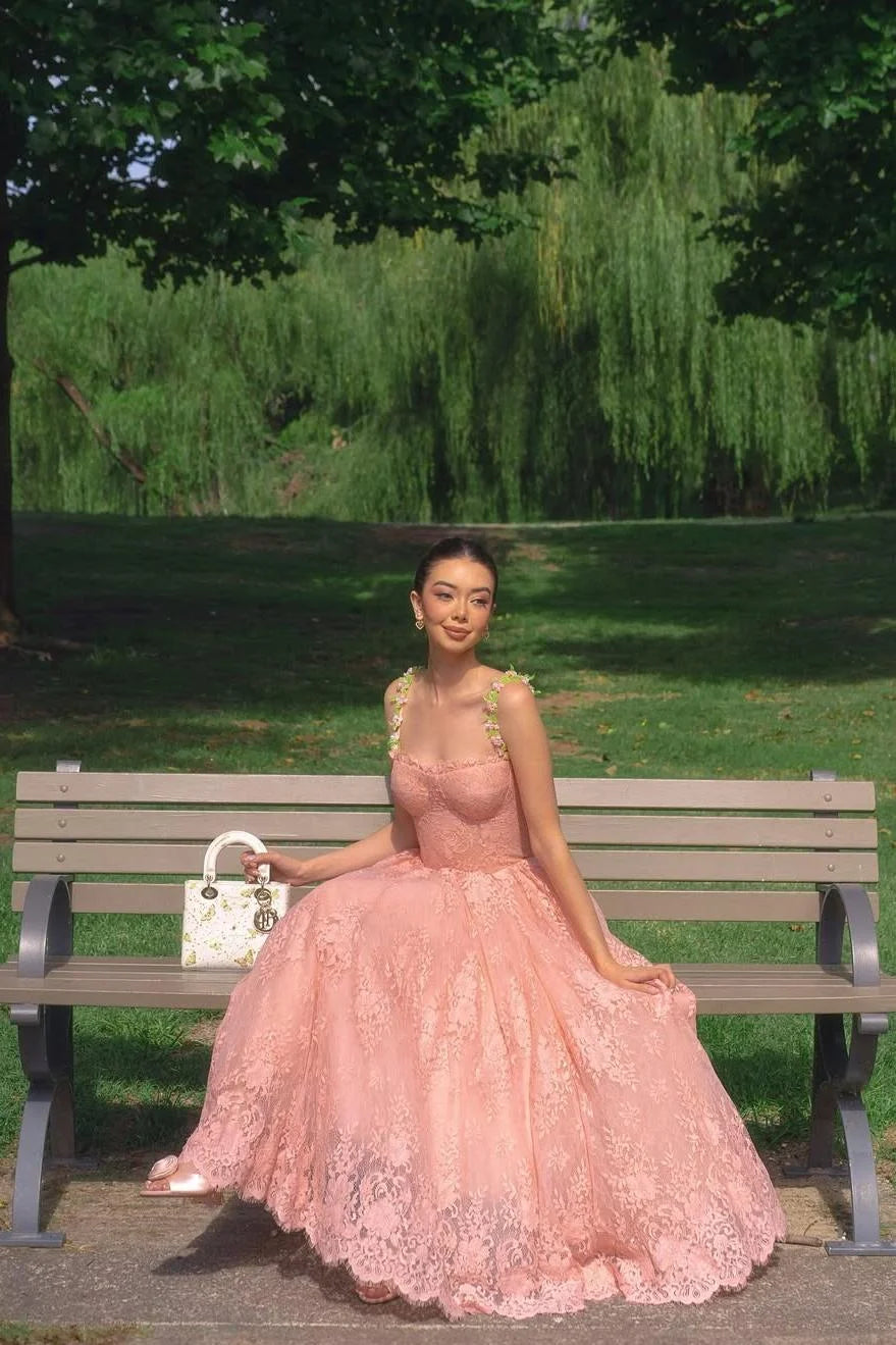 Straps Sweetheart Sleeveless Long Prom Dress With Lace Appliques