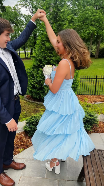 Chic Light Blue Chiffon Prom Dresses Pearl Beaded Evening Gown