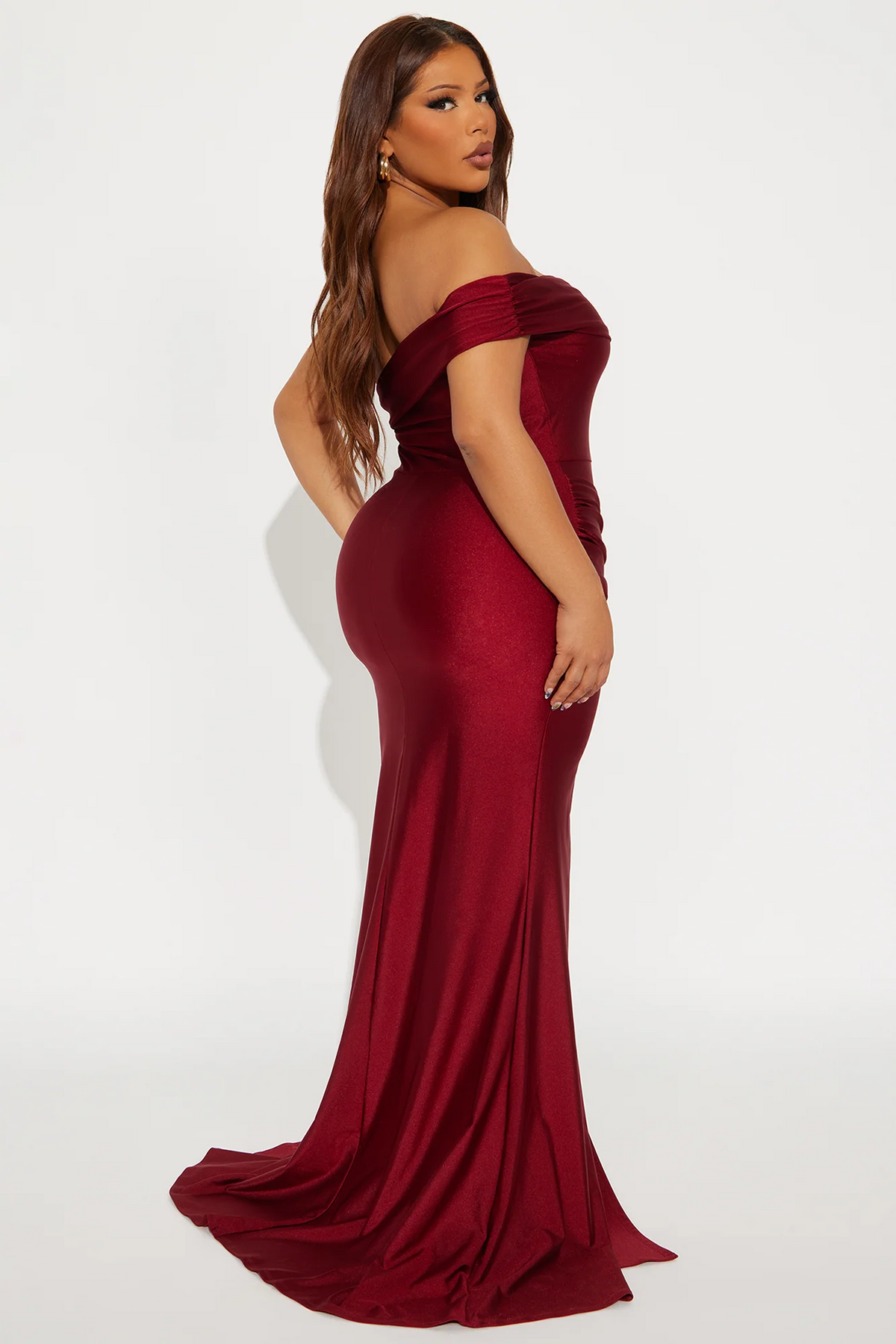 Burgundy Strapless Ruched Mermaid Evening Dress With High Slit