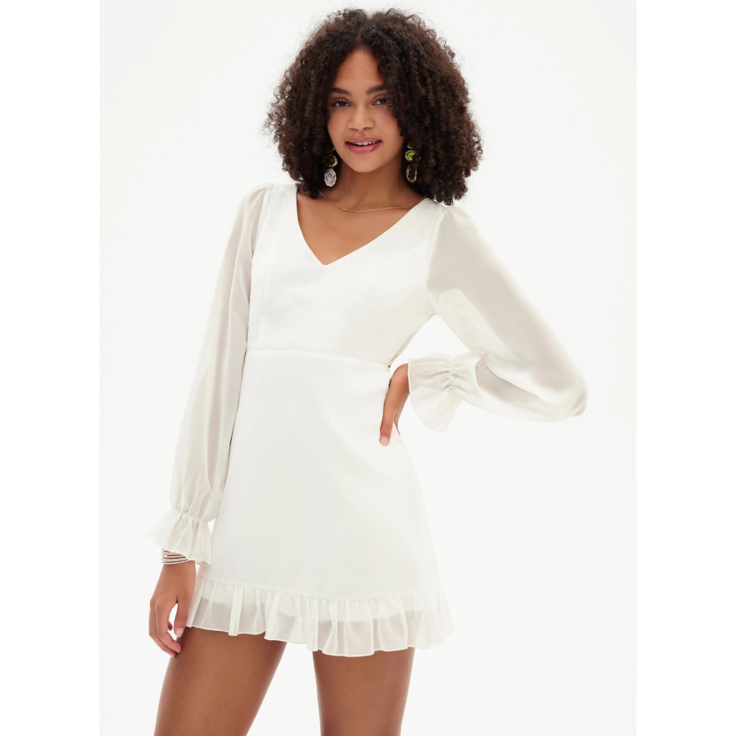 Elegant A-Line V-Neck Long Sleeved Ruffled Open Back Ivory Short Homecoming Dress