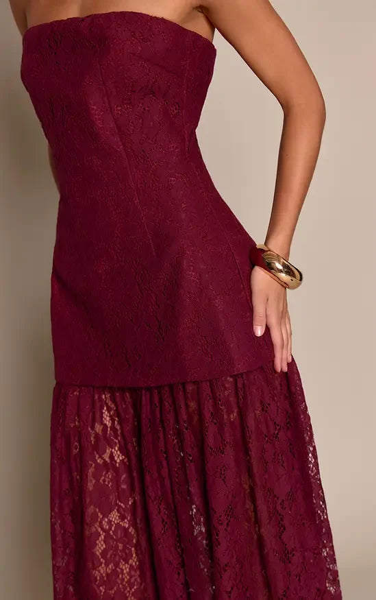 Elegant Drop-Waist Strapless Sleeveless Tiered Gathered Burgundy Maxi Evening Dresses Women