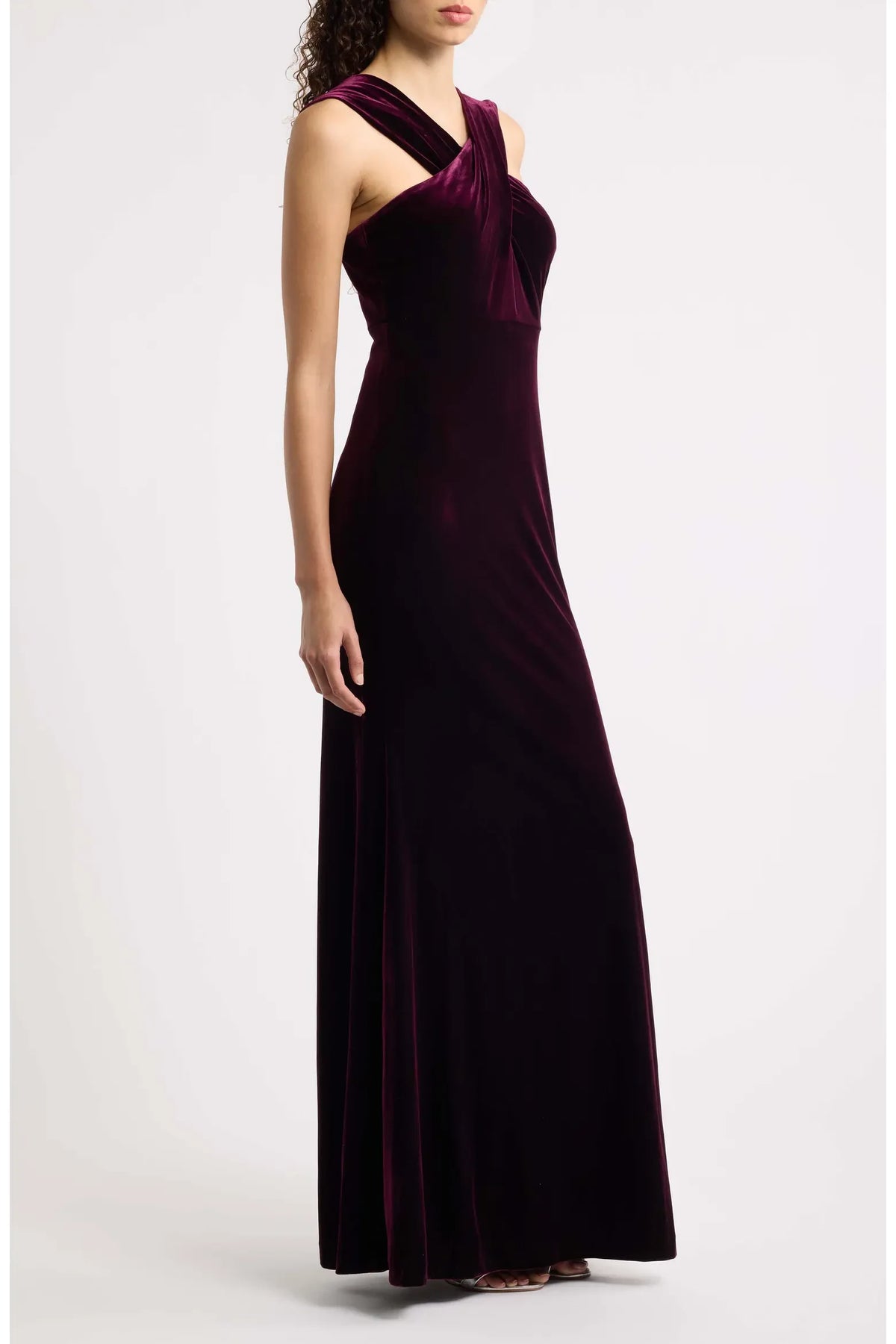 Elegant Sheath Halter Sleeveless Luxurious Chic Burgundy Floor-Length Evening Dress