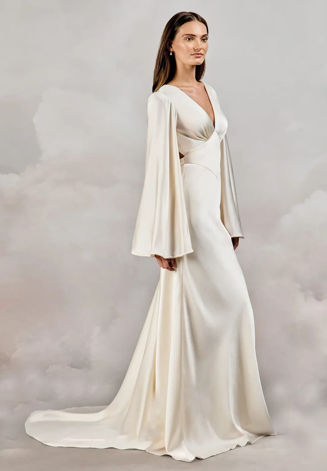 Elegant Sheath V-Neck Long Sleeve Romantic Backless Ivory Floor-Length Wedding Gown