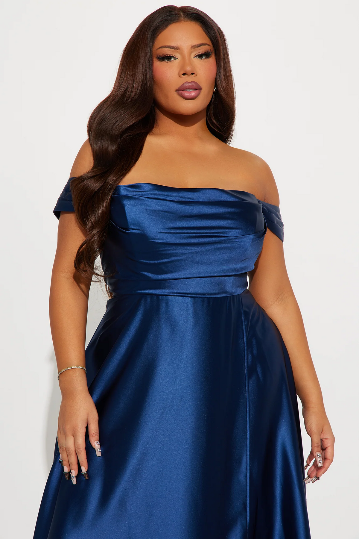 Glossy A-line Off-shoulder Short-sleeve Low-back Floor-length Evening Dress