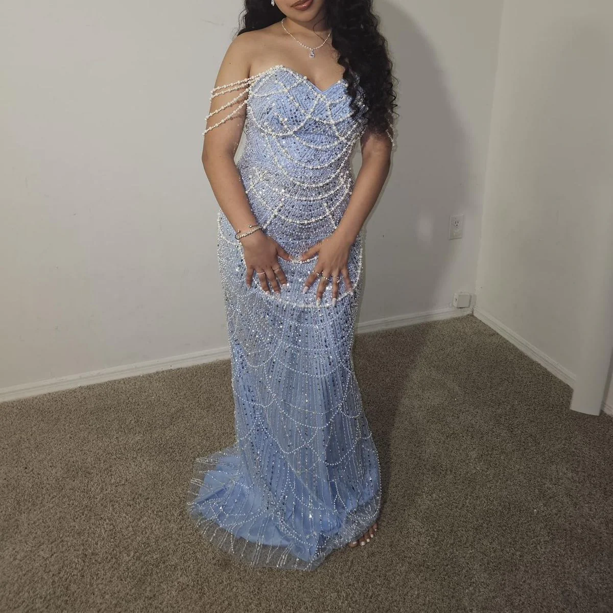 Prom Dress Light Blue Off Shoulder Mermaid Maxi Dress With Pearl Beaded Sweetheart Neckline Formal Evening Party Gown