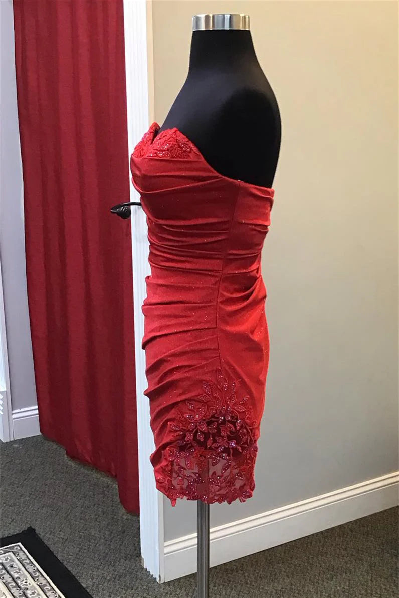 Koutun Sweetheart Red Appliques Ruched Short Homecoming Dress, back view.