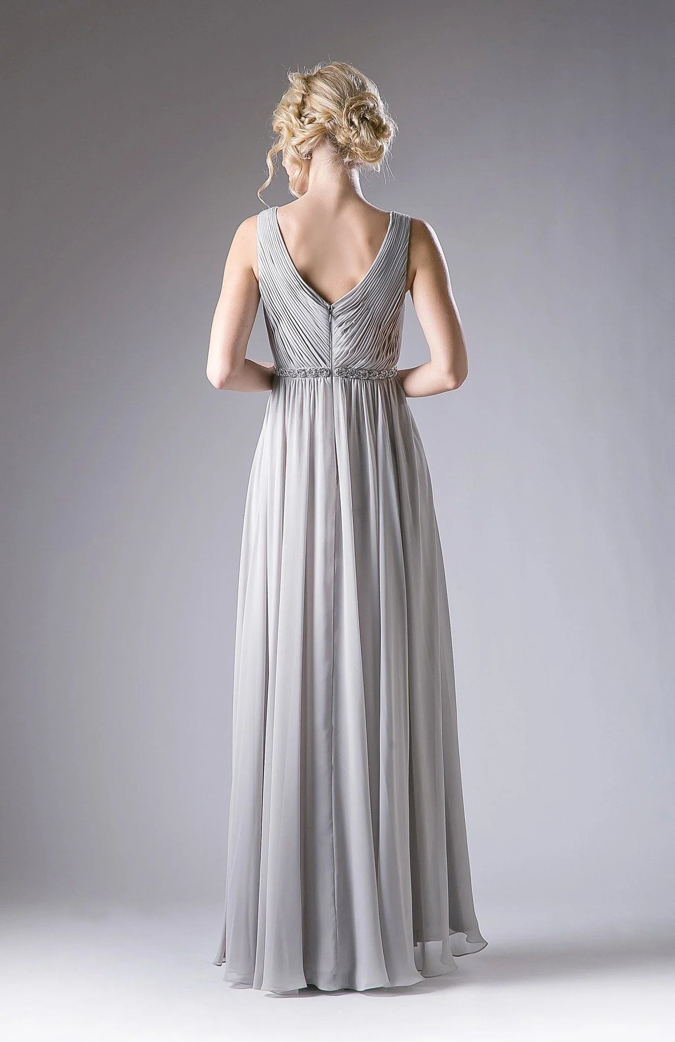 V Neck Silver Gray Chiffon Evening Dresses with Beaded Waist Belt and Floor-Length Skirt