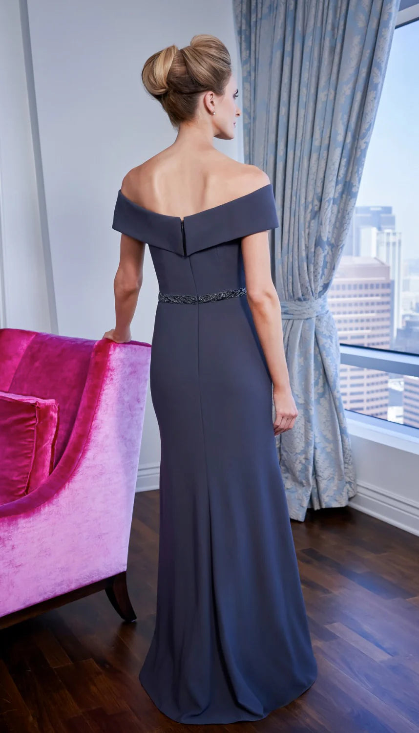Mermaid Floor-length Off Shoulder Formal Mother of the Bride Dresse