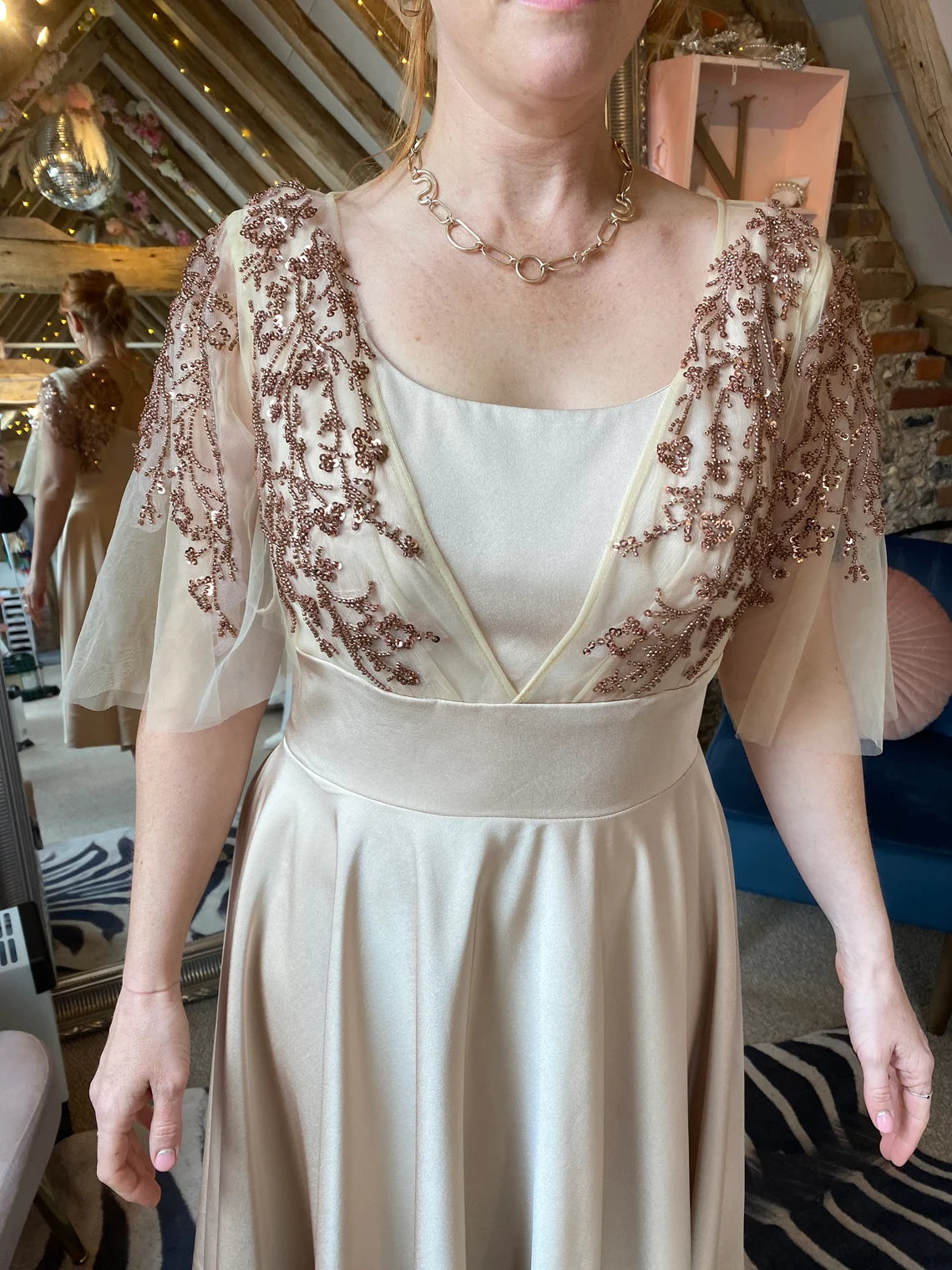 Champagne Mother Of The Bride Dress Flattering A-line Gold Mother of the Bride Dresse Beaded Dress