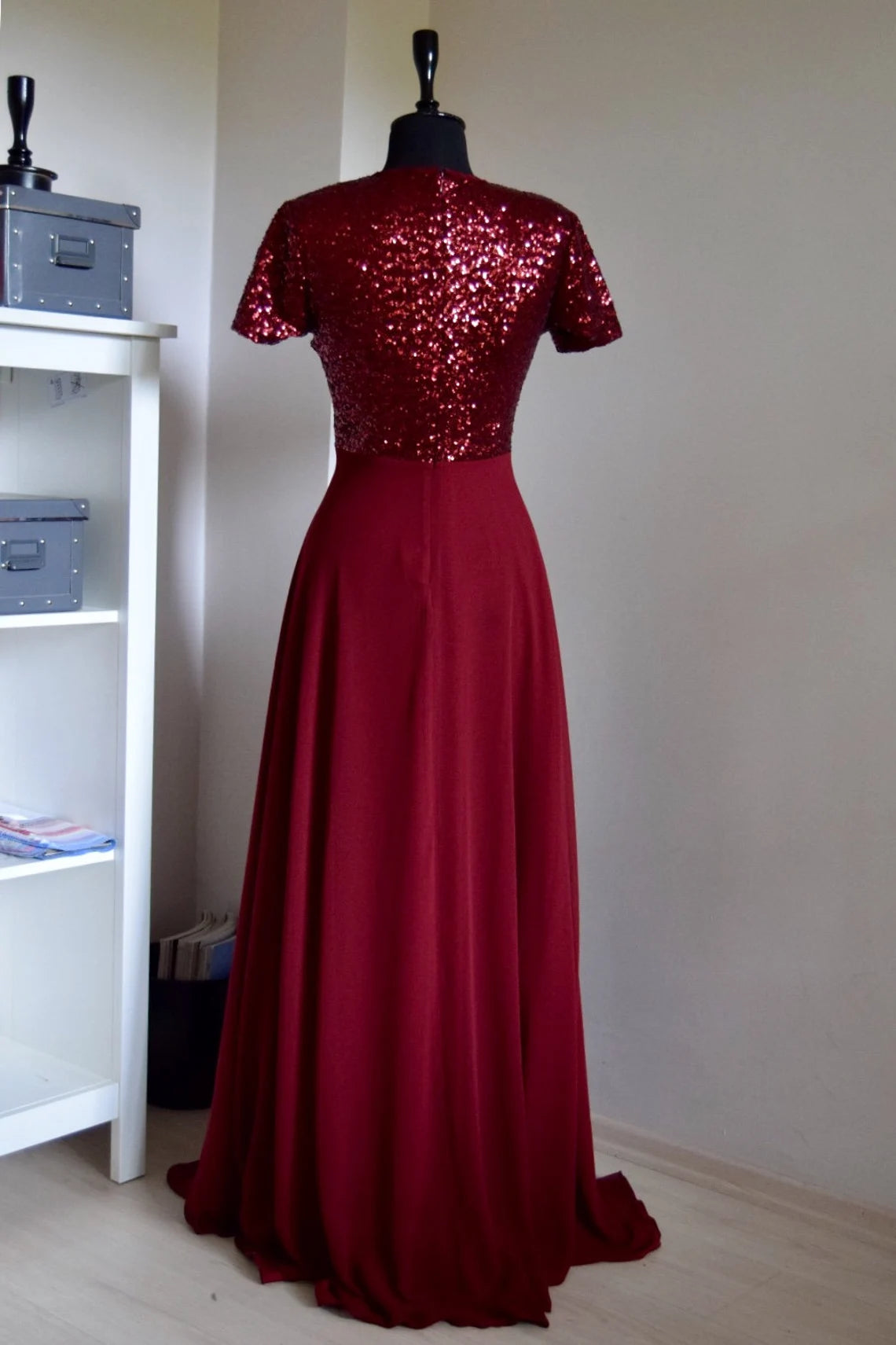 Handmade Burgundy Chiffon Sequin Bridesmaid Dress Short Sleeve Full Length Sequin Mother Of Bride Dress