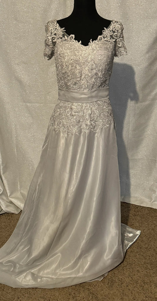 Silver Grey Floral Embroidery Pageant Prom Bridesmaids Gown Dress Mother of the Bride Dresse