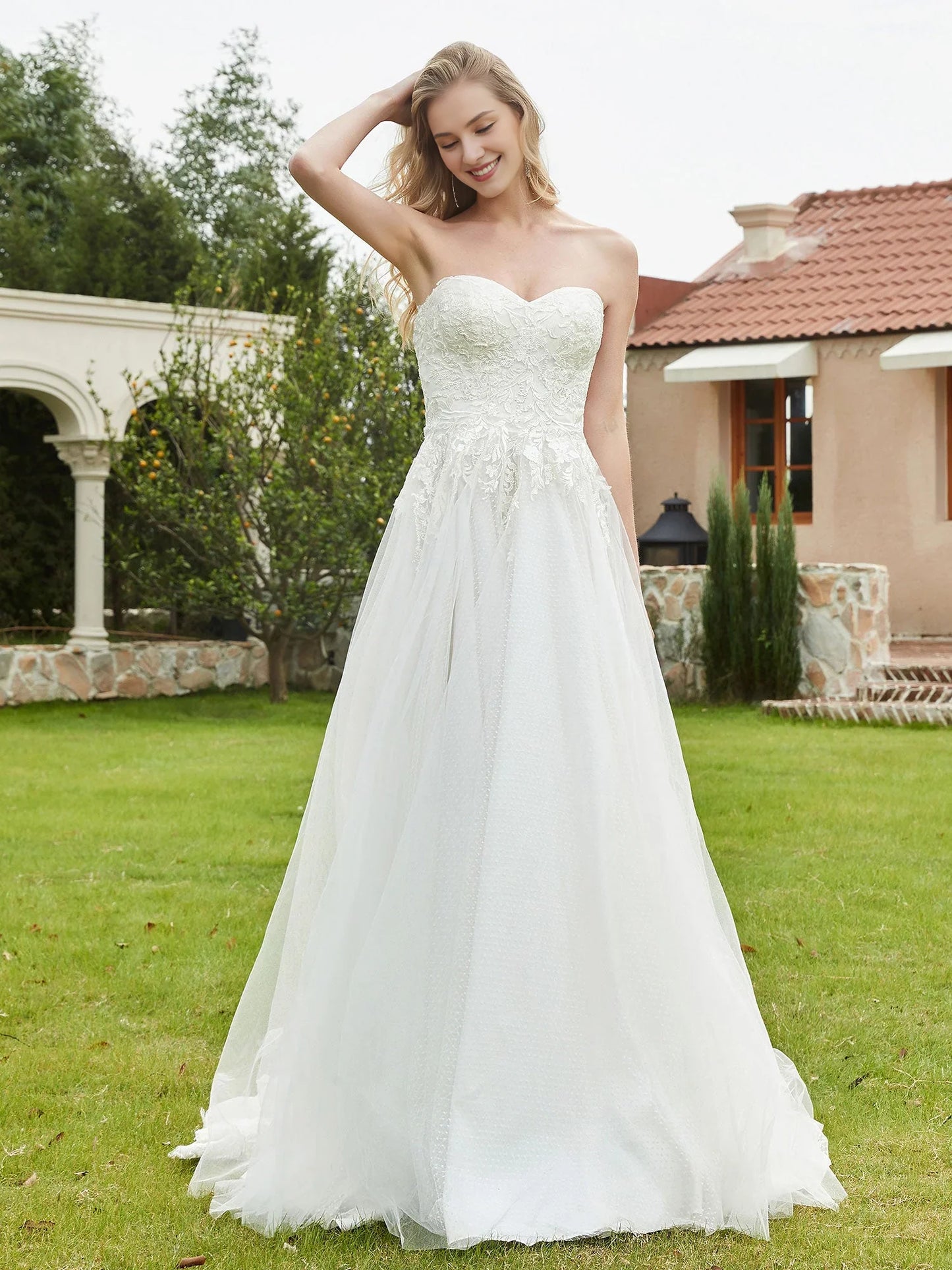 Strapless sweetheart lace tight corset sheer dress wedding dress