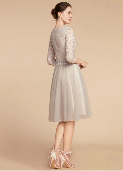 A-Line Mother of the Bride Dress Wedding Guest Elegant Jewel Neck Knee Length Lace Tulle with Pleats