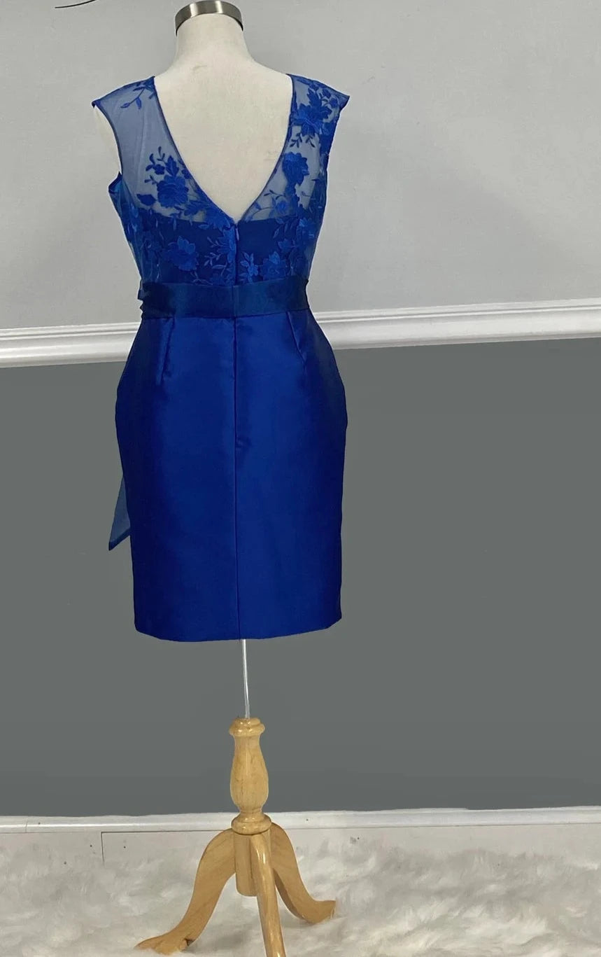 Royal Blue Short Mother Of The Bride Dress Elegant Lace Top Knee Length Satin Mother of the Bride Dresse