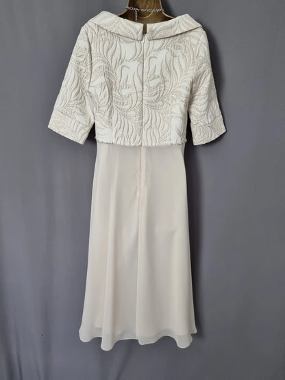 Lizabella Dress Champagne A-Line Short Chiffon Mother of the Bride Dresse ﻿