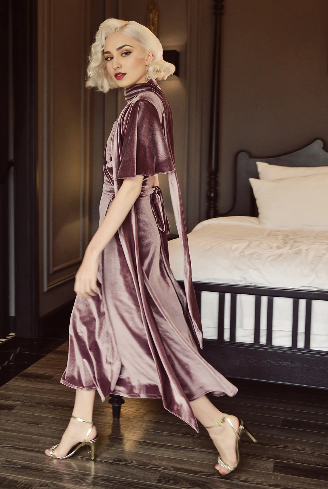Winter Short Sleeves V-Neck Midi Dress Velvet Party Dress Wedding Guest Dress