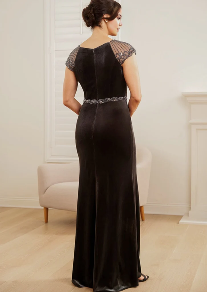 Velvet Floor-length Mother of the Bride Dresse With Bead Belt