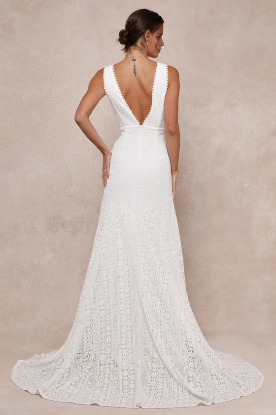 Ivory Lace Sleeveless Backless Trumpet Maxi Dress Deep V-Neck Chapel Train Wedding Dress