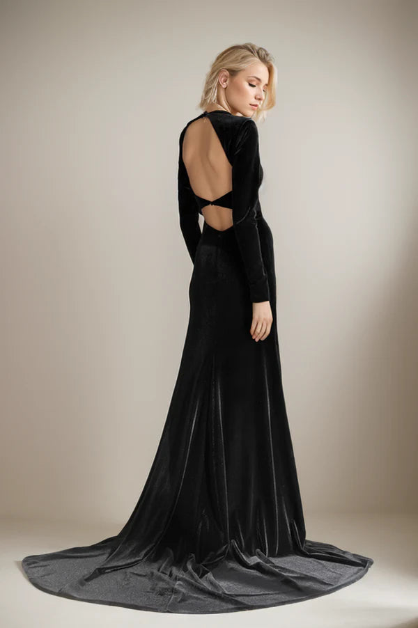 Elegant Long sleeves Boat Neck crisscross Back Velvet Dress with Train