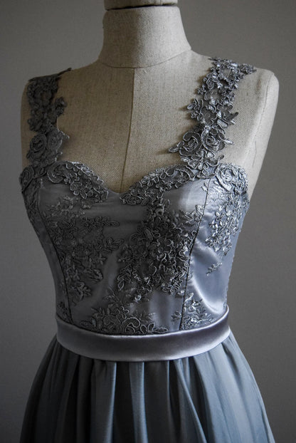 V-Neck Silk Grey Chiffon Lace Beads Embroidered Cap Sleeve Bridesmaid Dress Wedding Guest Dress