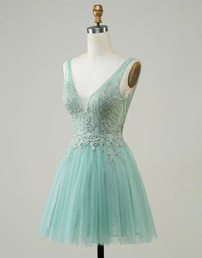 A Line Cute V-Neck Homecoming Dress with Appliques