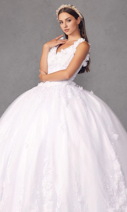 Traditional White Quinceañera Dress Princess Dress Floor Length Sleeveless with Appliques