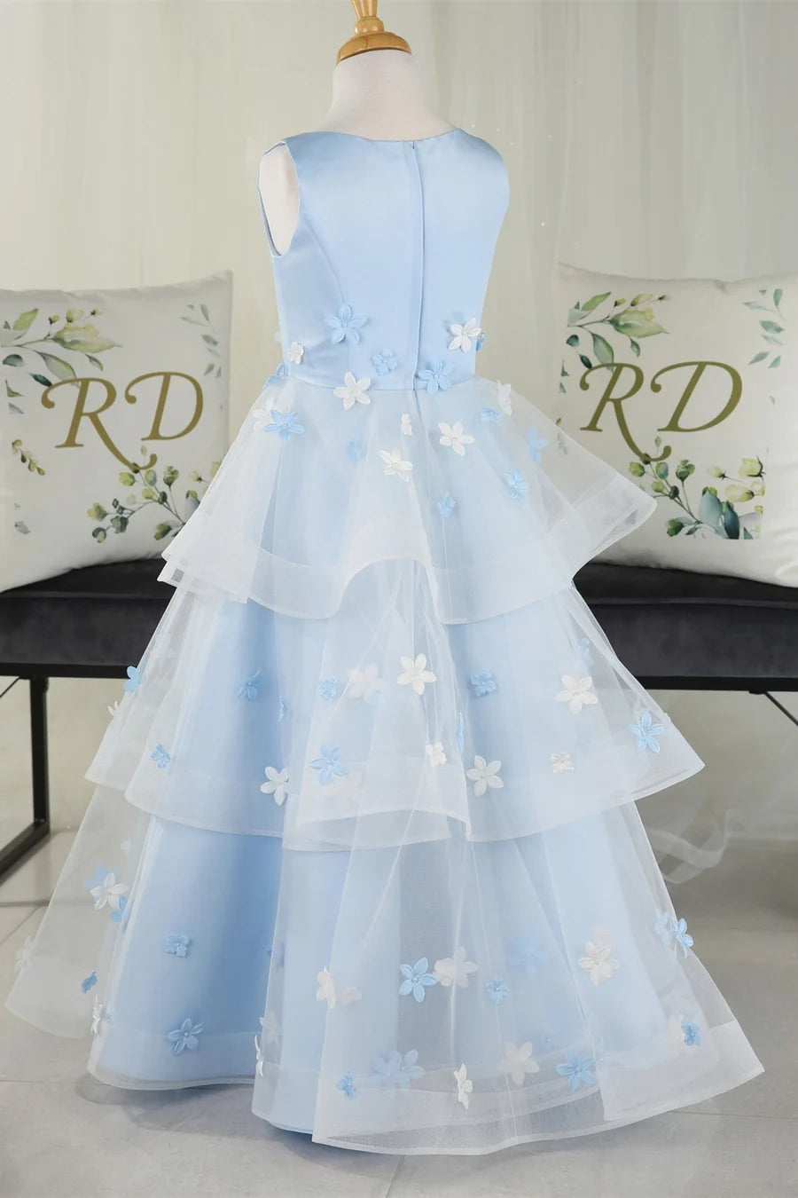 Multi-tiered Light Blue Sleeveless Flower Girl Dress with 3D Flowers