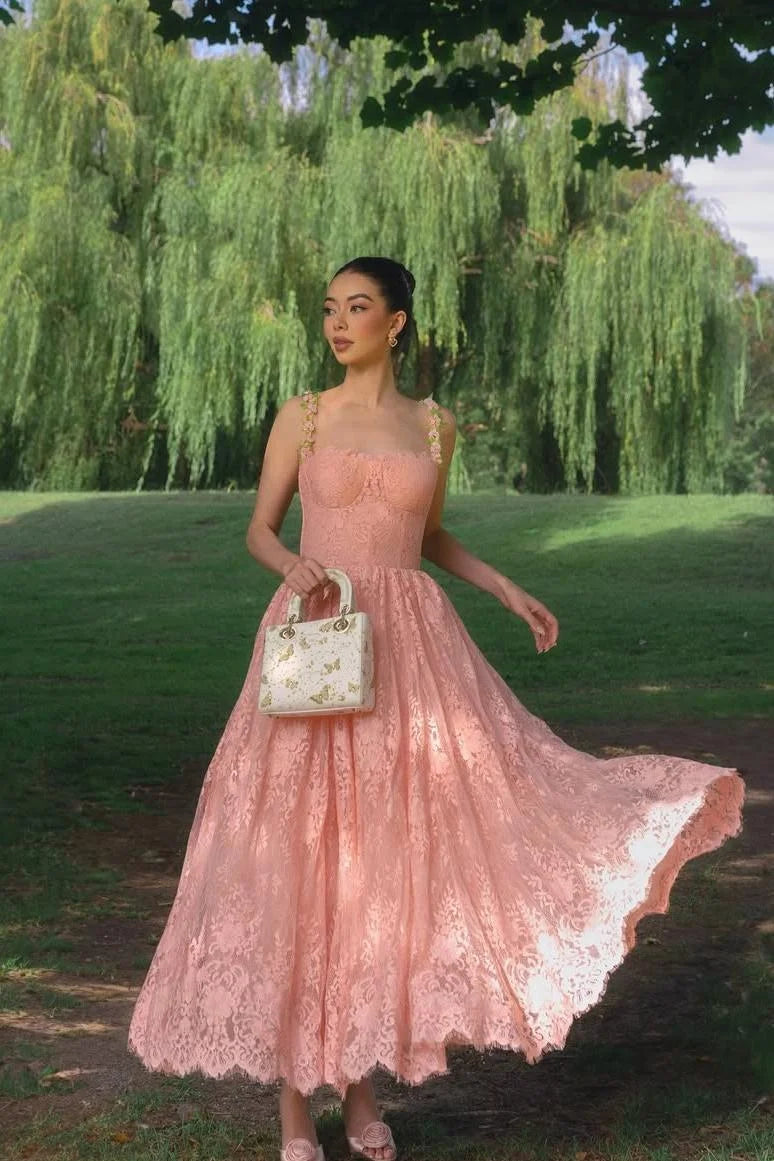 Straps Sweetheart Sleeveless Long Prom Dress With Lace Appliques