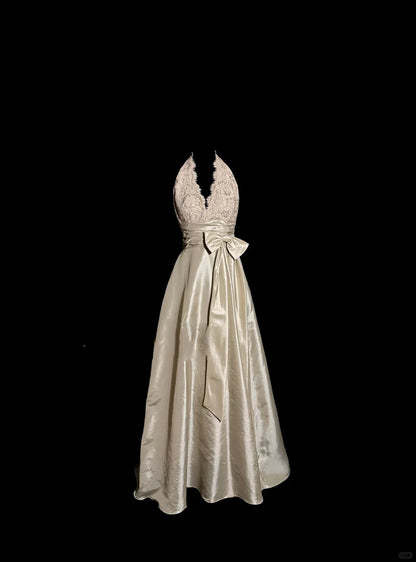 A line V Neckline Champagne Lace Prom Gown Fairy Prom Dresses