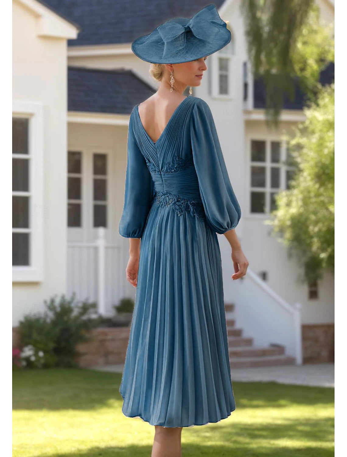 A-Line Mother of the Bride Dress Formal Elegant V Neck Tea Length Chiffon 3/4 Length Sleeve with Lace