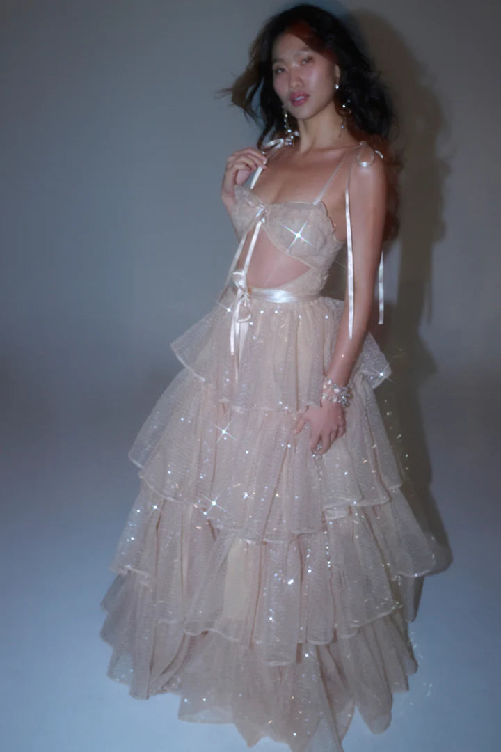 Charming Suspender ties Straps Backless Hollow waist design Prom Dresses