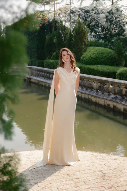 Elegant Backless Sleeveless Floor-Length Prom Dresses