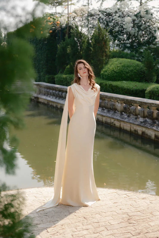 Elegant Backless Sleeveless Floor-Length Prom Dresses
