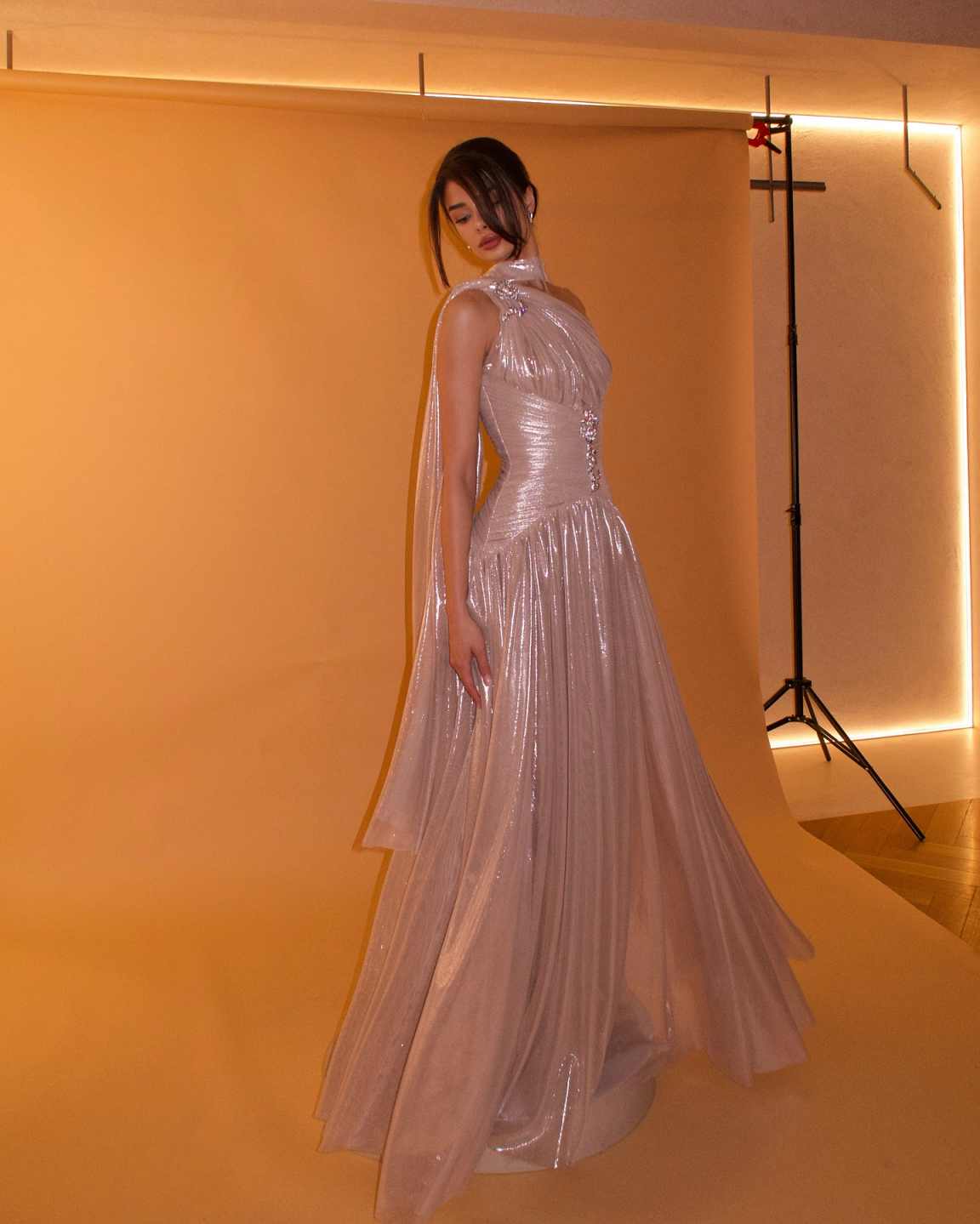 Elegant Rose Gold One Shoulder Evening Dress with Scarf Pleated for Wo Koutun Dress Elegant Rose Gold One Shoulder Evening Dress with Scarf Pleated for Wo Koutun Dress