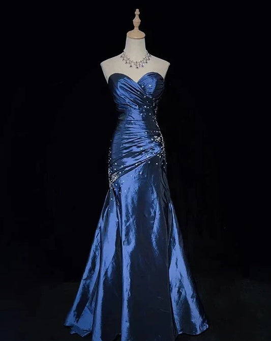 Sexy Sweetheart Sleeveless Mermaid Satin Long Prom Dresses For Party