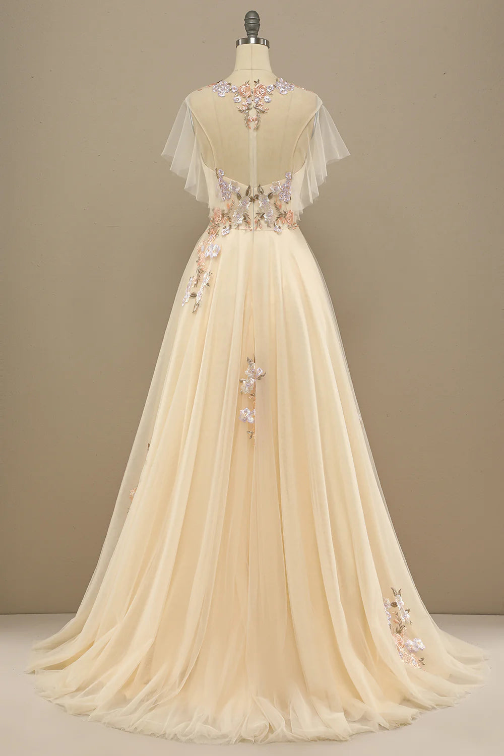 Romantic Yellow Long Prom Dress With Appliques