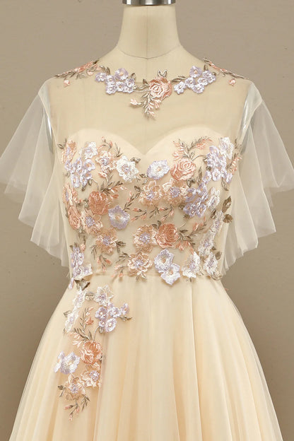 Romantic Yellow Long Prom Dress With Appliques