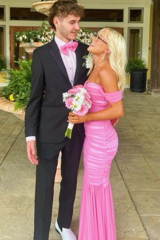 Sexy Pink Off-Shoulder Sweetheart Mermaid Pleats Long Prom Dress
