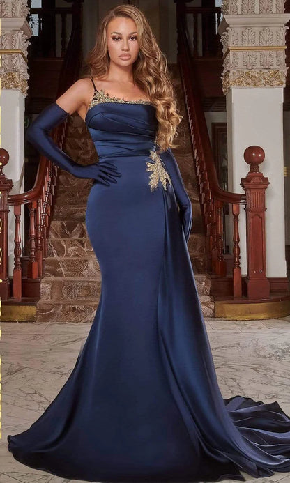 Elegant Metallic Accent Neckline Trumpet Prom Dress