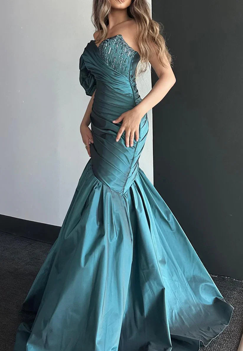 V-Neck Sleeveless Pleated Mermaid Formal Dress simple gentle atmospheric and unique desi Bring summer colors to enhance whiteness