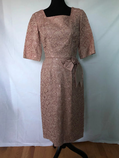 1950s Rose Beige Lace Short Sleeves Square Neckline Mother Of The Bride Dress