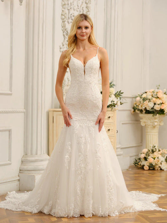 Trumpet/Mermaid Spaghetti Straps Sleeveless Long Wedding Dresses With Appliques