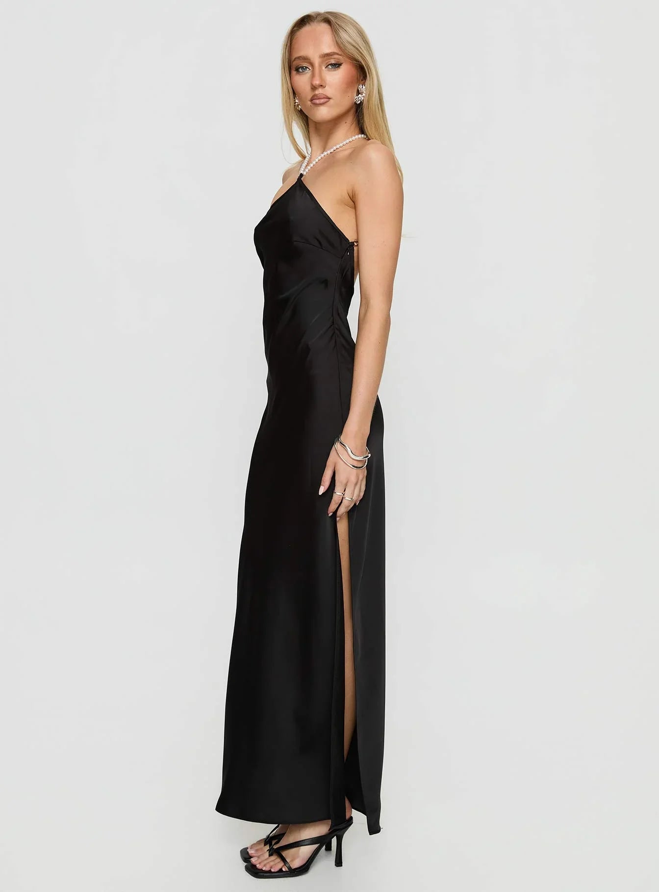 Black Halter Prom Dress with Pearl Cross Back and Satin Fabric for Formal Events and Prom Nights