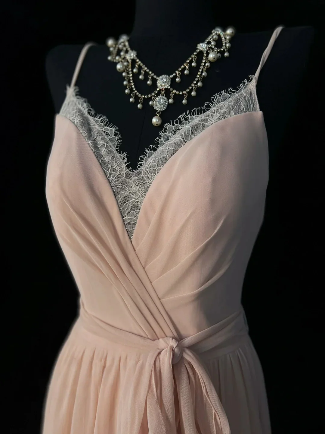 Blush Pink Spaghetti Strap Prom Dress With Lace Trim V Neck And Low Back Chiffon Formal Prom Dress
