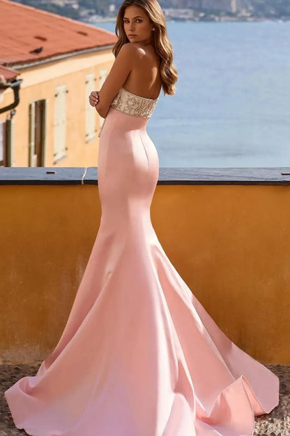 Blush Pink Strapless Mermaid Prom Dress with Beaded Bow Bodice for Formal Events and Prom Nights