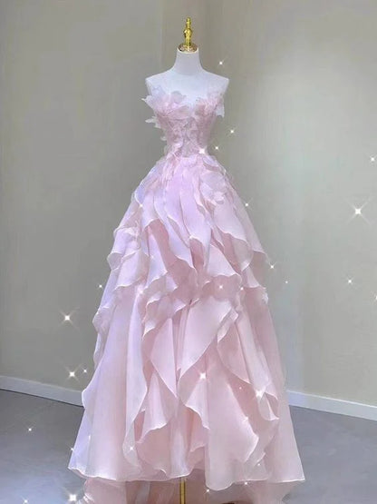 Blush Pink Strapless Prom Dress With 3D Petal Appliques Layered Ruffled Skirt And Romantic Fairy Tale A Line Formal Prom Dress