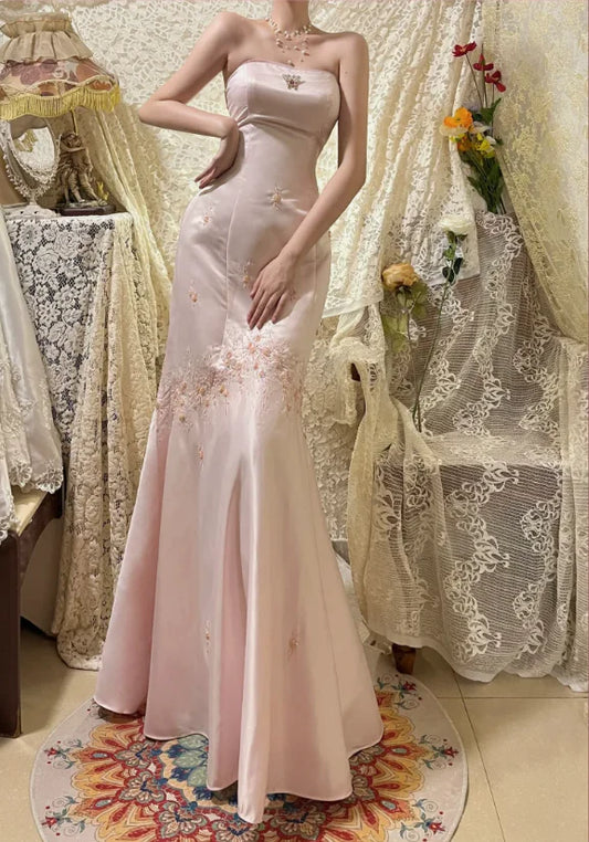 Blush Pink Strapless Prom Dress With Floral Embroidery High Slit And Satin Mermaid Formal Prom Dress